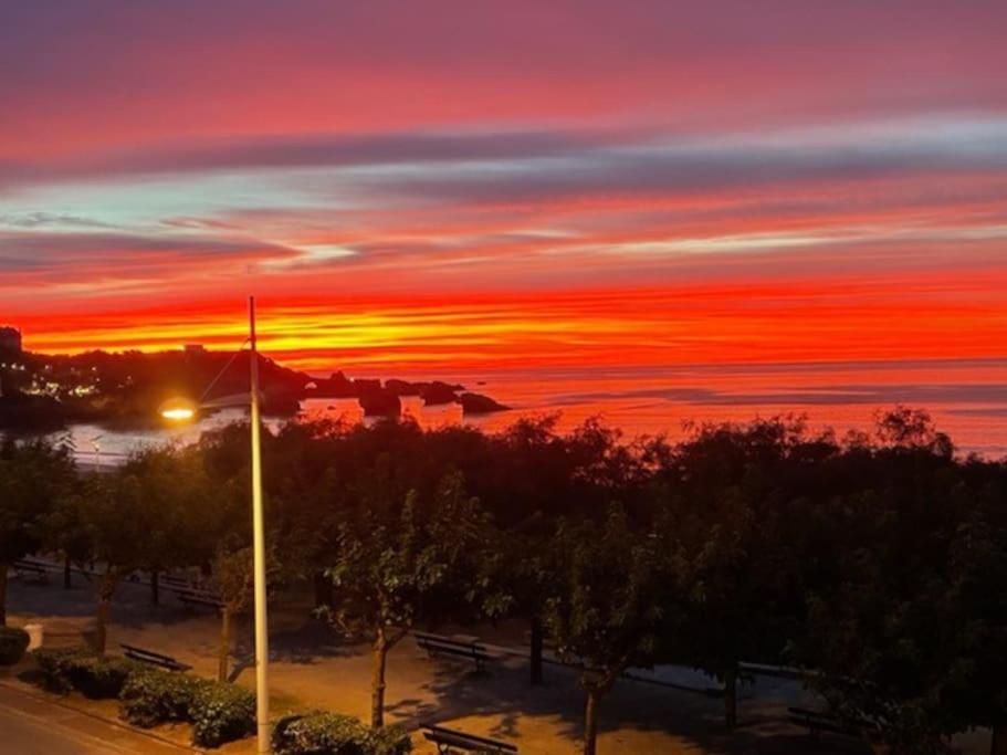 Appartement Le Sahel - Vue Imprenable Sur L'Ocean 비아히쯔 외부 사진